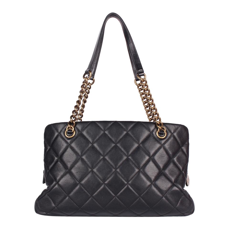 Quilted leather shoulder bag online