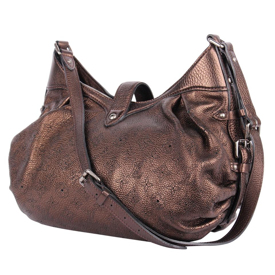 LOUIS VUITTON MAHINA L in Lagon Leather Monogram Hobo Shoulder Bag